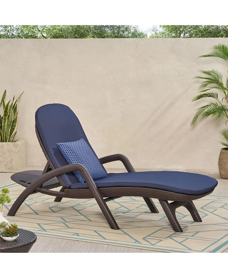 Streamdale Escape Stress with Sun-Soaked Comfort Ultimate Chaise Lounge