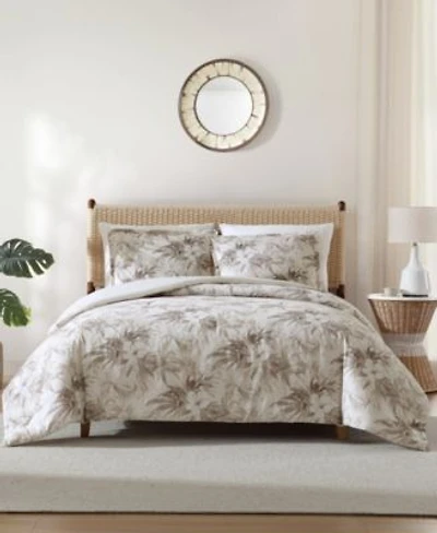 Tommy Bahama Beachway Blooms Reversible Comforter Set