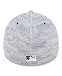 New Era Men's Gray San Diego Padres 2025 Mlb Clubhouse 39THIRTY Flex Hat