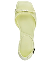 Dkny Women's Dazey Ankle Strap Flat Sandals