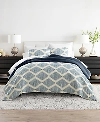 ienjoy Home Distressed Diamond Reversible 3-Pc. Lightweight Quilt Set, Full/Queen