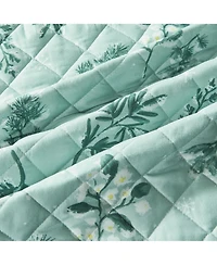 Reversible Microfiber Winter-Printed Quilt Set with Shams