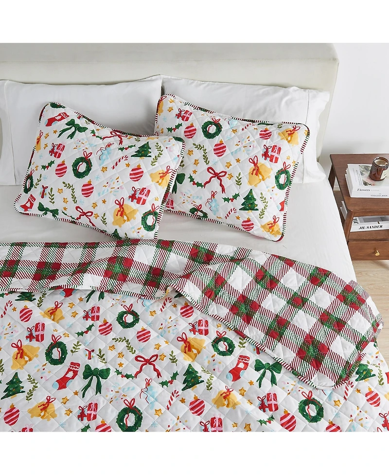 Linery & Co. Festive Holiday Reversible Microfiber Quilt Set with Shams