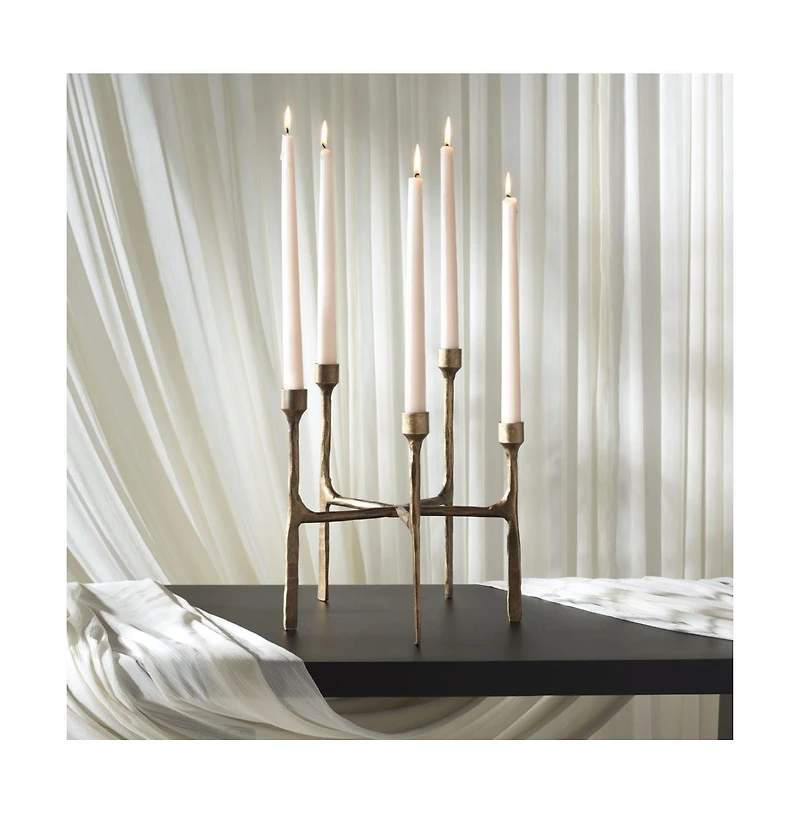 Quyn Candle Centerpiece