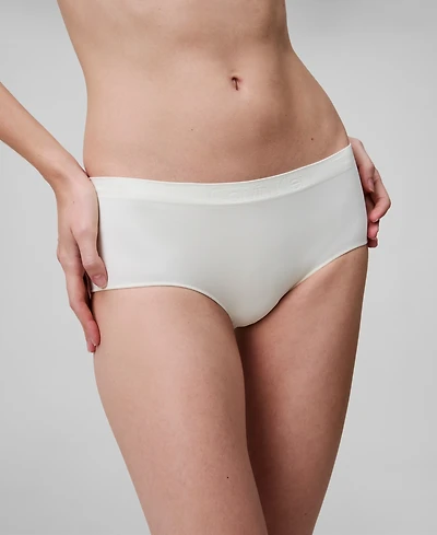 Calvin Klein Women's Bonded Flex Boyshort Underwear QD3961