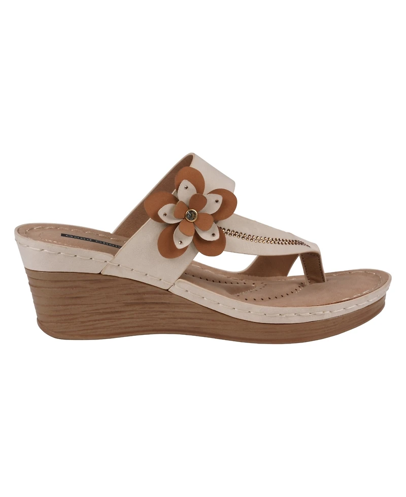 Gc Shoes Women's Taryn Floral Wedge Sandals