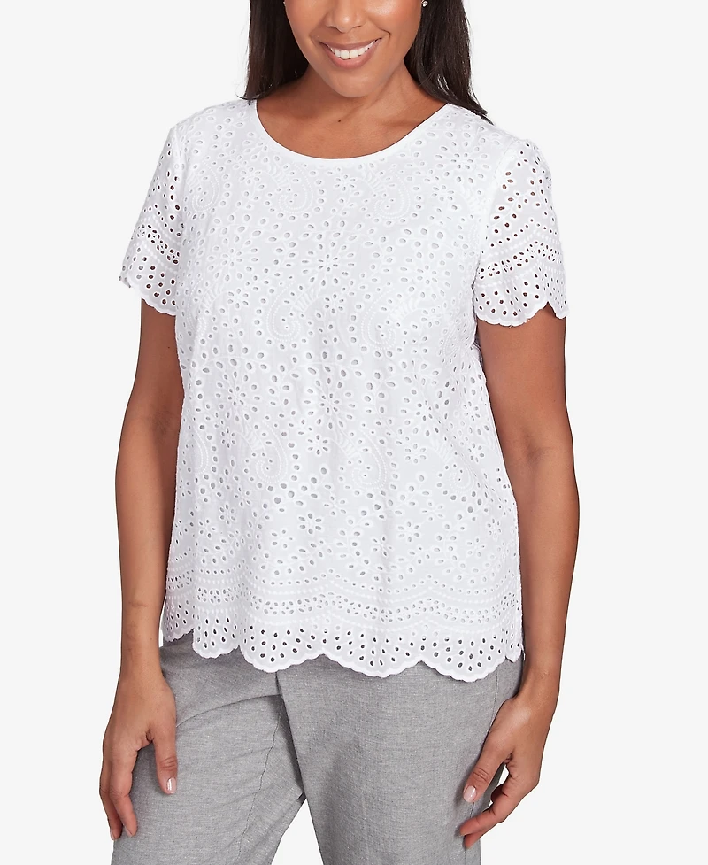 Alfred Women's Dunner Crystal Springs Eyelet Scalloped Hem Crew Neck T-Shirt