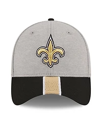New Era Men's Heather Gray/Black New Orleans Saints Striped 39THIRTY Flex Hat