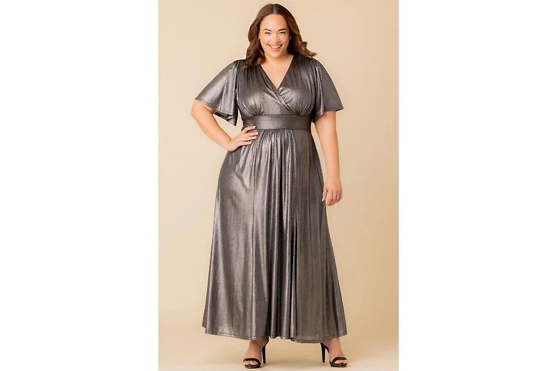 Kiyonna Plus Evania Metallic Evening Gown