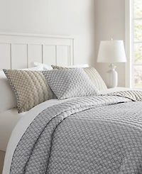 Levtex Aditya Reversible 3-Pc. Quilt Set, Full/Queen