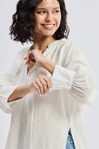 Reistor Women's Relaxed Fit Top with Front-tie Cream