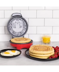 Uncanny Brands Pokemon Eevee Waffle Maker - Make Bounty Eevee Waffles