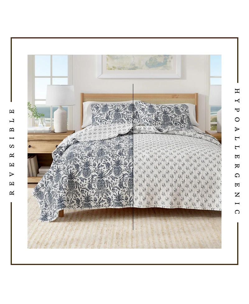 Linery & Co. Cotton Stitched Reversible Coastal 3 Piece Quilt and Sham Set - Pineapple grove