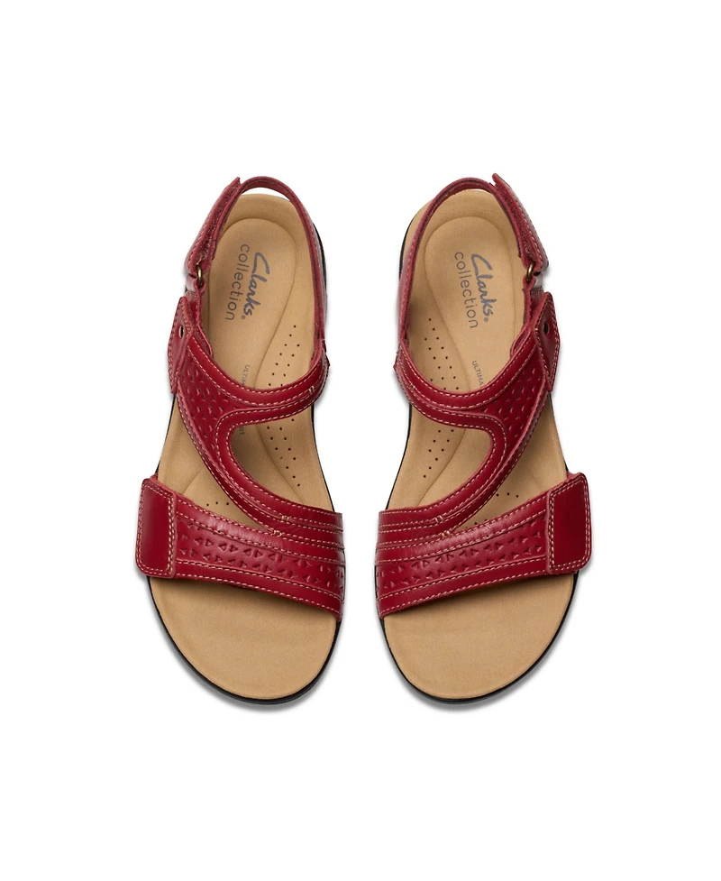 Clarks Women's Laurieann Faye Slip On Flat Sandals