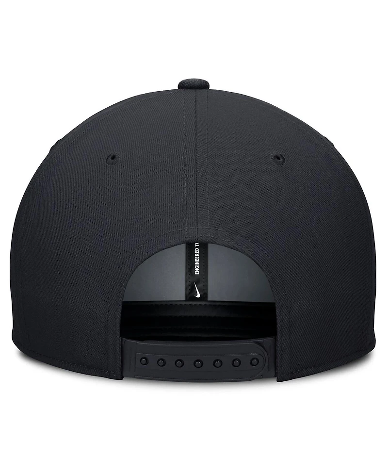 Nike Men's Navy/Red Boston Red Sox Pro Performance Snapback Hat