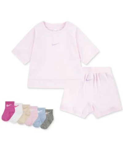 Nike Baby Girls 2 Piece T Shirt Shorts Set 6 Pack Swoosh Ankle Socks