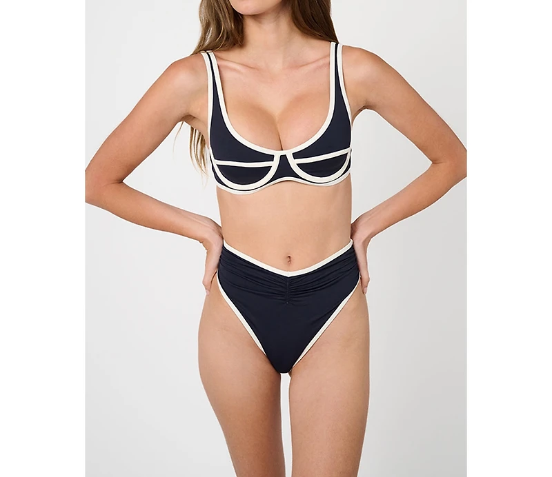 WeWoreWhat Women's Scoop Underwire Top