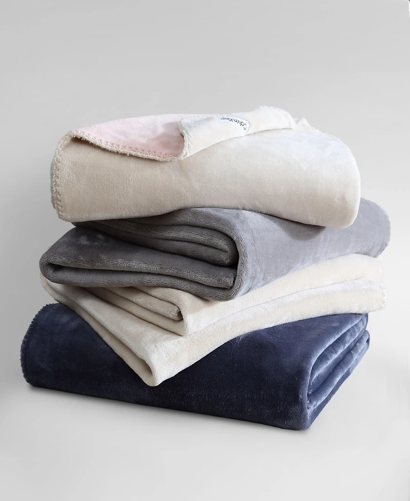 Calvin Klein Modern Solid Reversible Throw, 70" X 50"