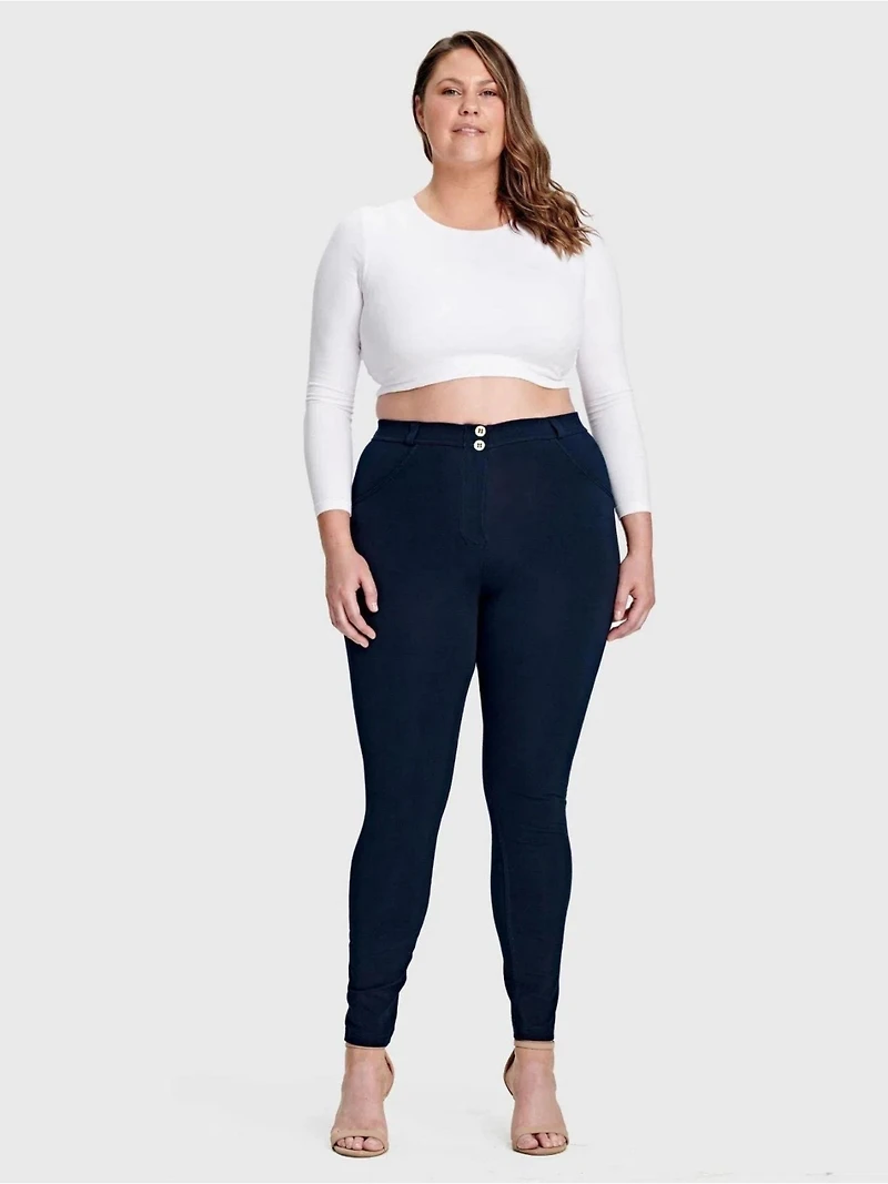 Freddy Women's Curvy High-Rise Sculpting Skinny Pants
