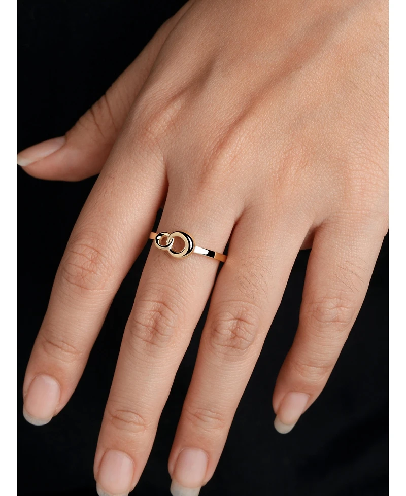 Devata Love Knot Ring in 14K Gold, Size 7, approx. 1.9 grams.