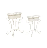 Hendrick Planters