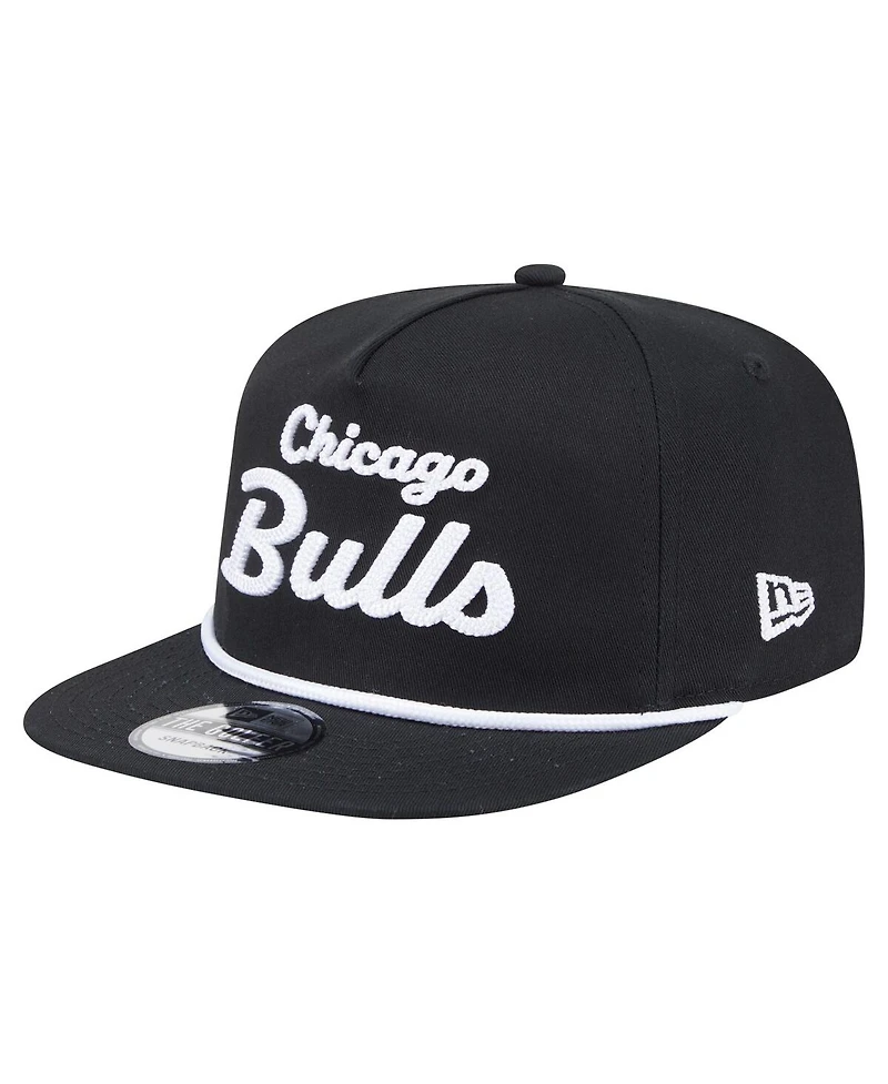 New Era Men's Black Chicago Bulls Team Text Golfer Snapback Hat
