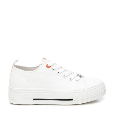 Women's Urban Style Canvas Platform Sneakers Refresh By Xti