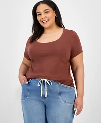 Aveto Trendy Plus Scoop-Neck T-Shirt