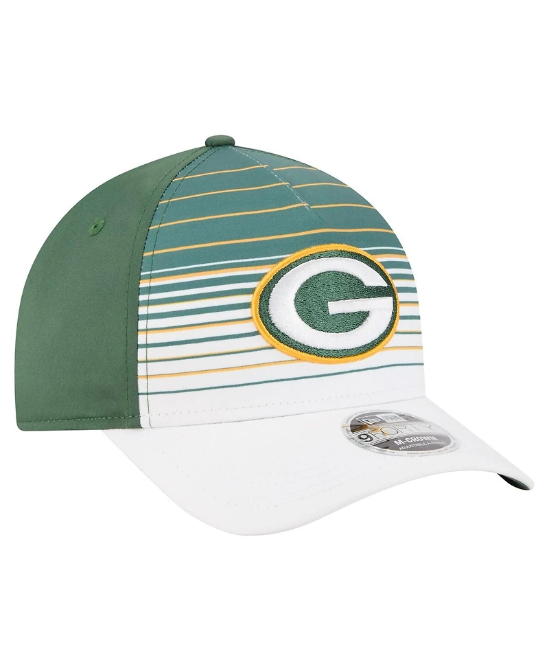 New Era Men's White/Green Green Bay Packers Adventure Gradient 9FORTY M-Crown A-Frame Adjustable Hat