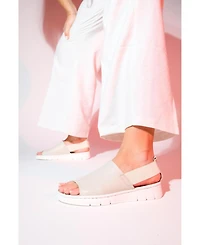 Londoi Elastic Strap Leather Sandal (Women)
