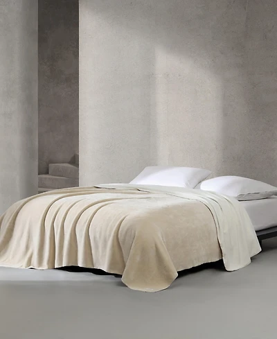 Calvin Klein Modern Solid Reversible Blanket