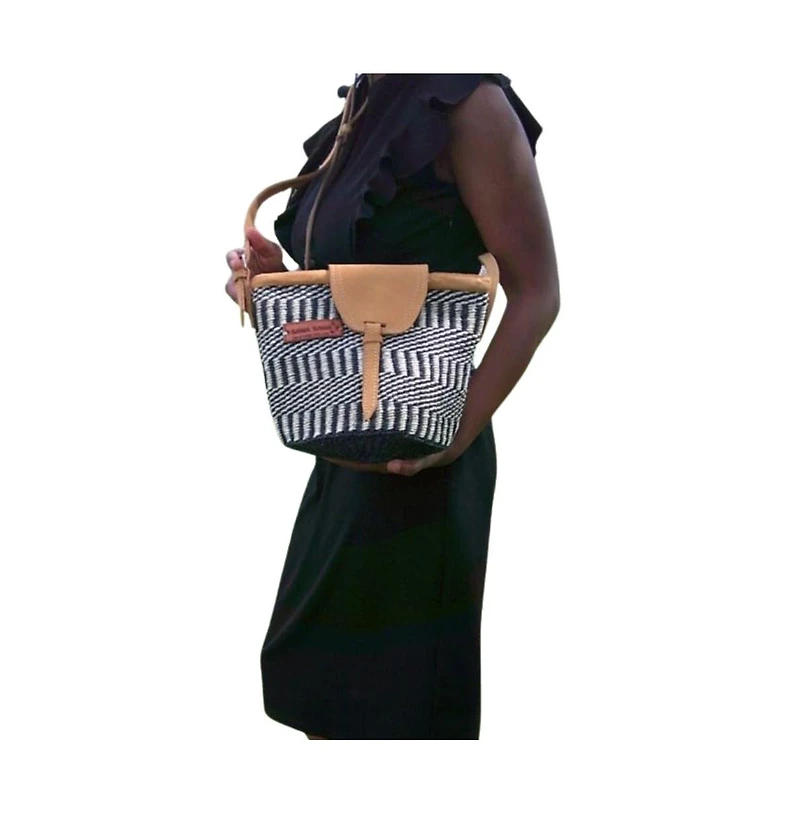 Small Balance Handcrafted Sisal Straw Crossbody Bag