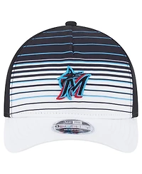 New Era Men's Black Miami Marlins Gradient 9FORTY M-Crown Adjustable Hat