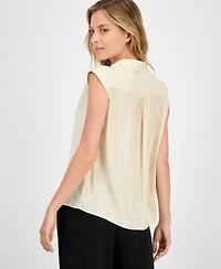 T Tahari Women's Solid Collared Cap-Sleeve V-Neck Blouse