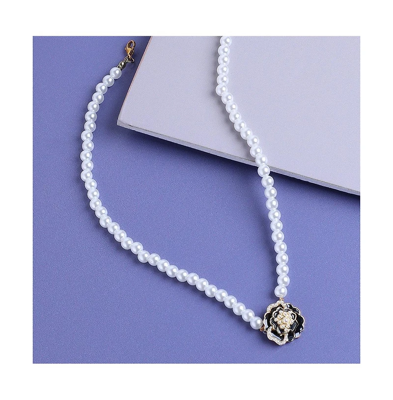 Sohi Women's Flower Charm Necklace