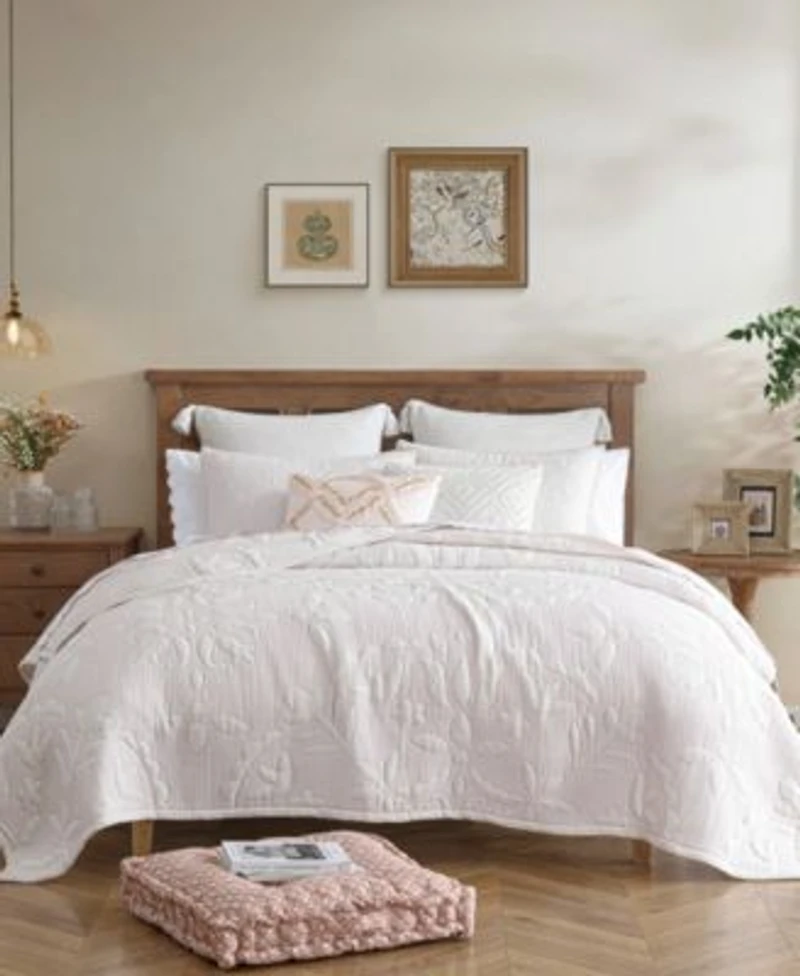 Peri Home Medallion Floral Quilt Set
