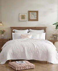 Peri Home Medallion Floral Quilt Set