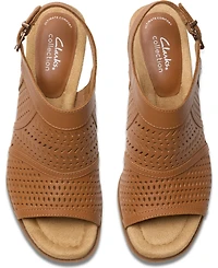 Clarks Collection Women's Emmalae Hope Wedge Sandals