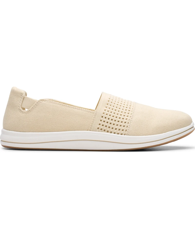 Clarks Women's Cloud Steppers Breeze Vibe Flat Shoes