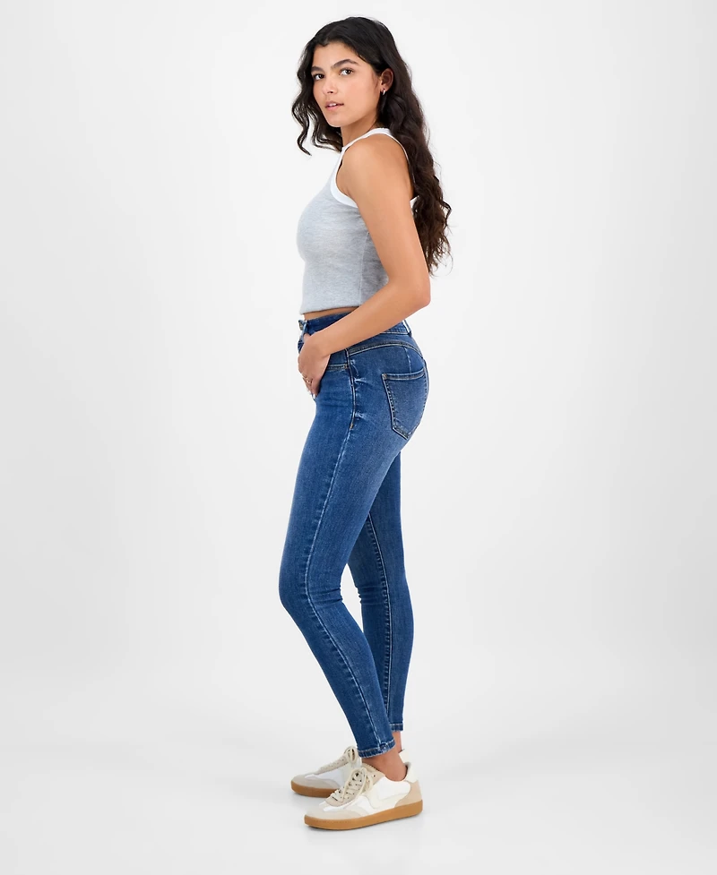 Dollhouse Juniors' High-Rise Curvy Skinny Jeans