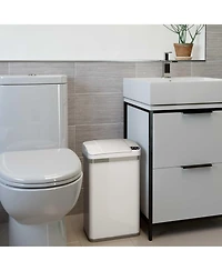 iTouchless 4 Gallon / 16 Liter White Sensor Bathroom Trash Can with Odor Filter