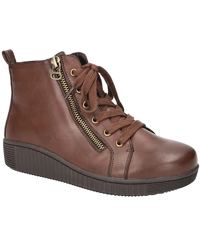 Easy Street Women's Hollyann Slip Resistant Ankle Boots