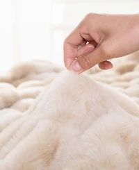 Battilo Luxurious Reversible Rabbit Faux Fur Throw