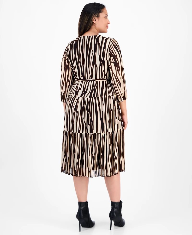 Sandra Darren Plus 3/4-Sleeve Tiered Mesh Dress
