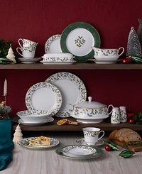 Noritake Holly & Berry Gold Covered Butter