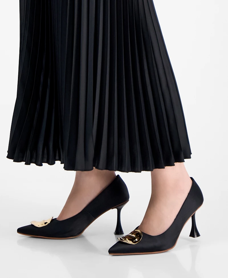 Smash Shoes Women's Raya Pointed-Toe Pumps - Extended Sizes Available