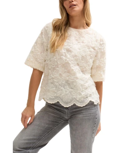 Lily and Lionel London Women's Lotus Ribbon Work Scallop Hem Top