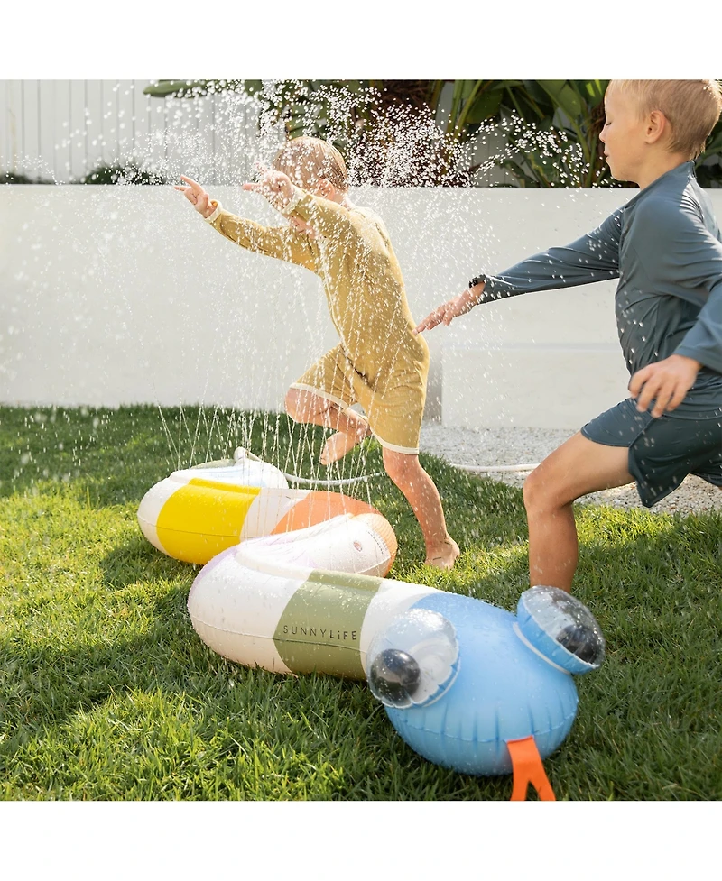 Sunnylife Inflatable Sprinkler: Into the Wild