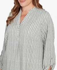 Ruby Rd. Plus Crinkle Knit Striped Henley Top
