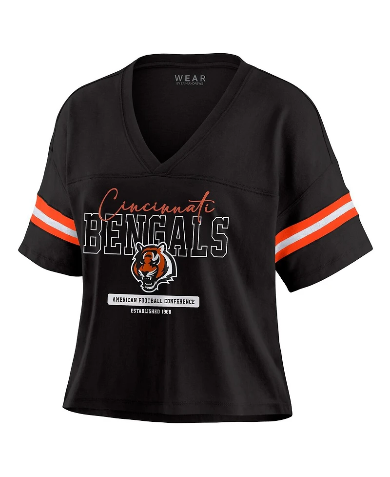 Wear by Erin Andrews Women's Black Cincinnati Bengals Color Block Boxy Modest Crop V-Neck T-Shirt